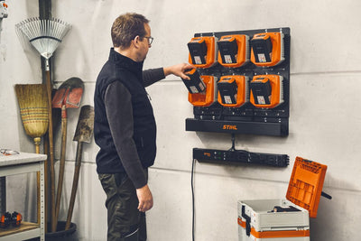 CR 6 Charging Rack